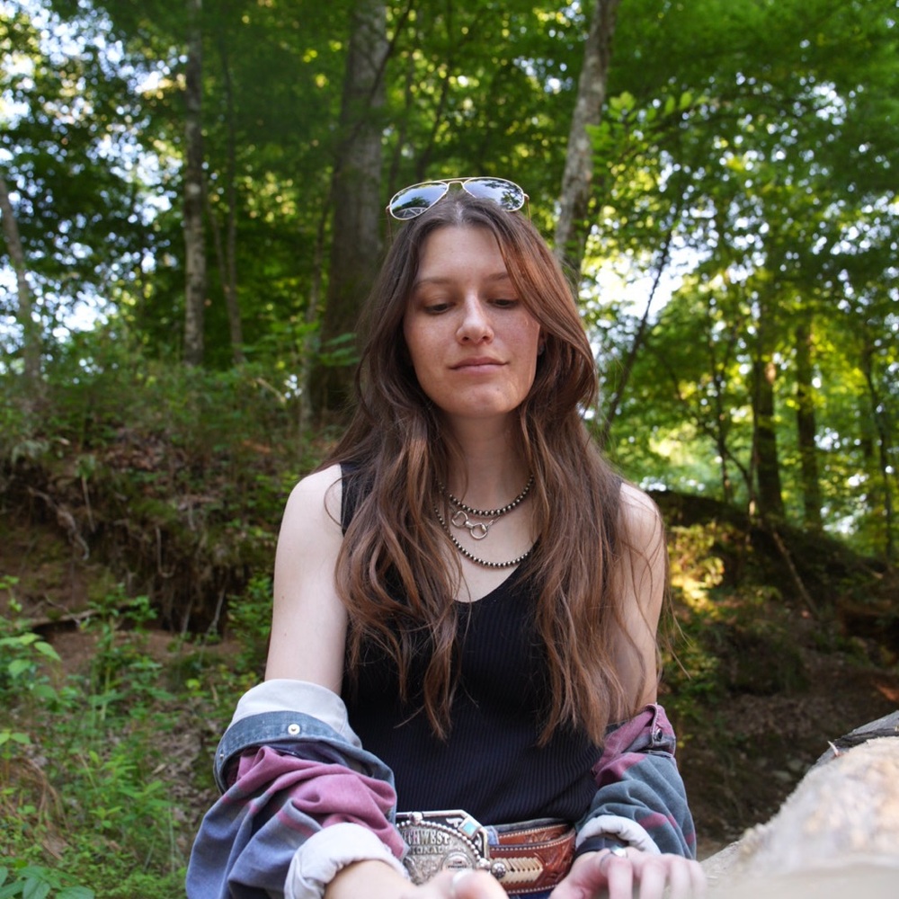 Meet your Posher, Nicole